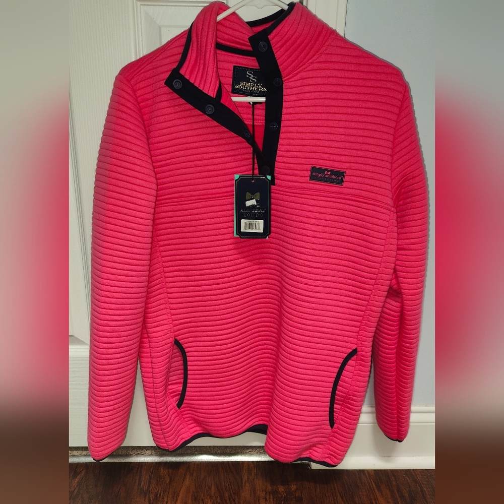 Simply Southern women's pink pull over sweater. New.